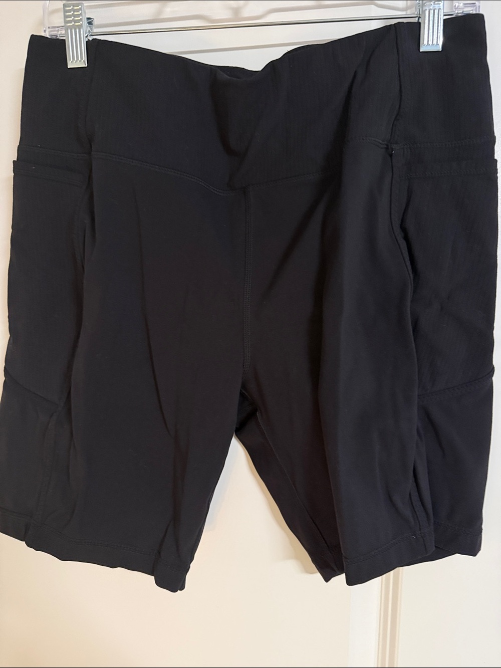 Mondetta Black High-Waist Bike Shorts with Side Pockets
